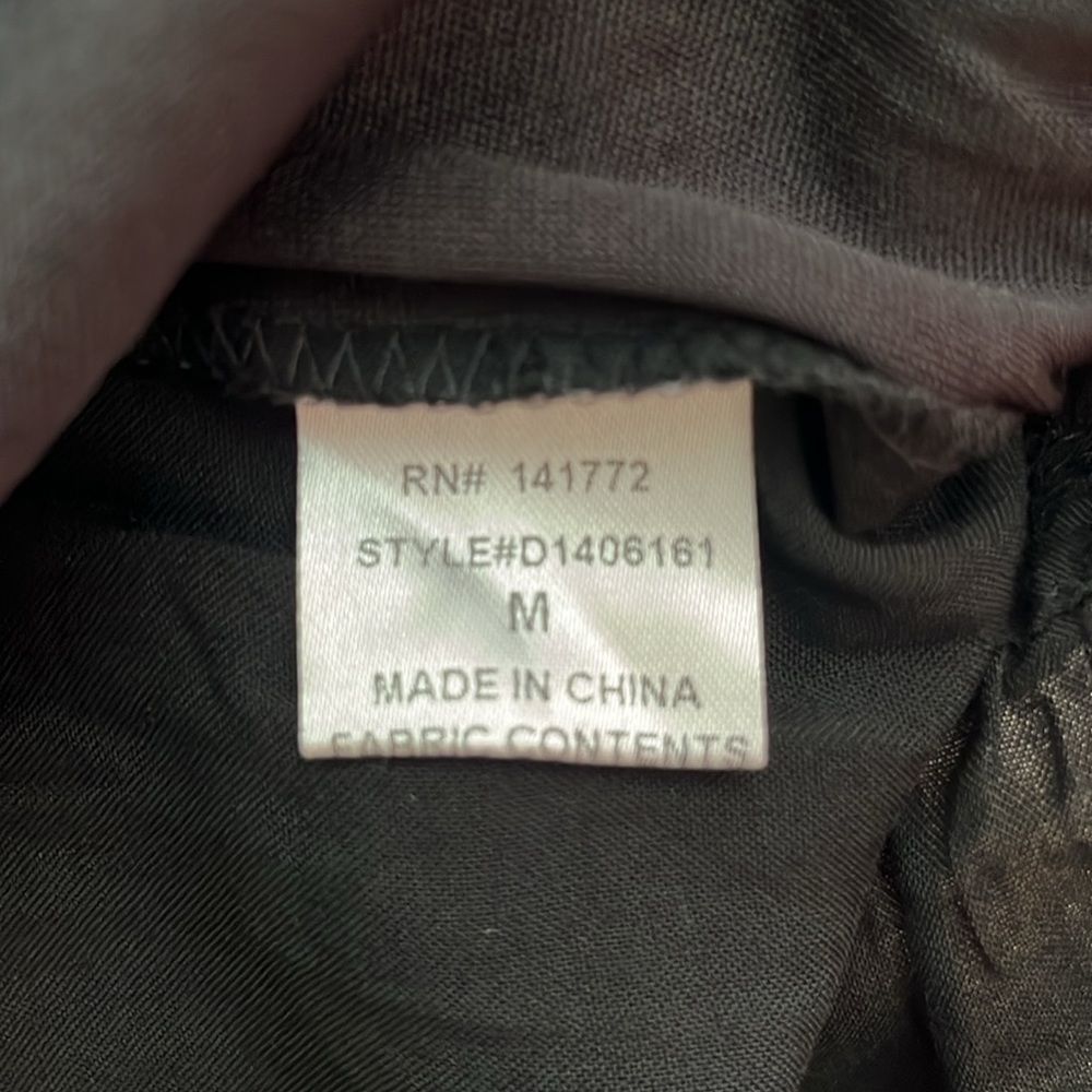 NWOT NECTAR black romper w/pockets - Picture 5 of 8